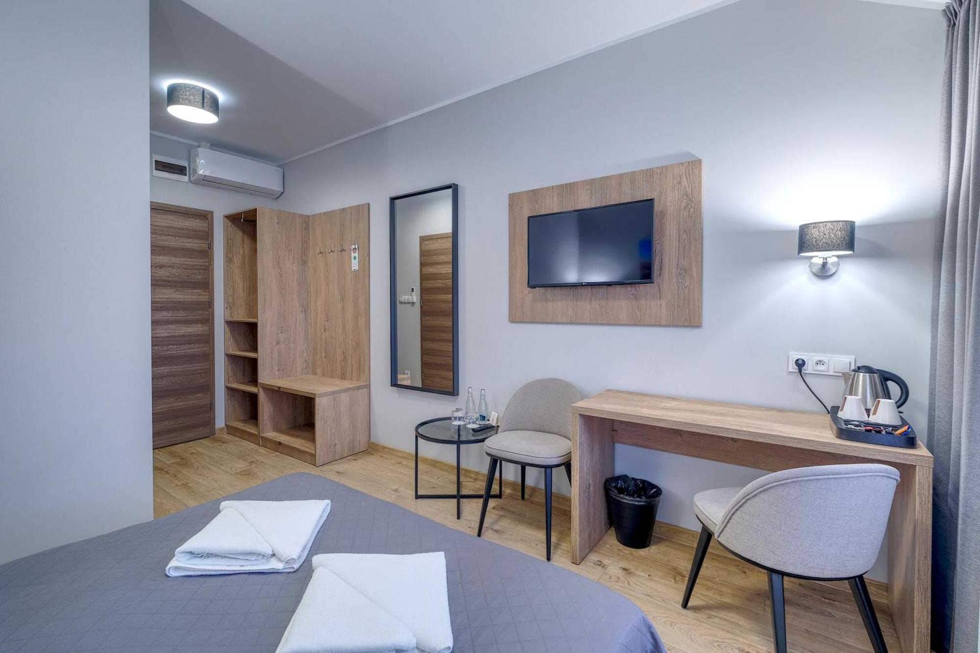 Lawendowy Dwor Bed & Breakfast Pszczółki Екстериор снимка