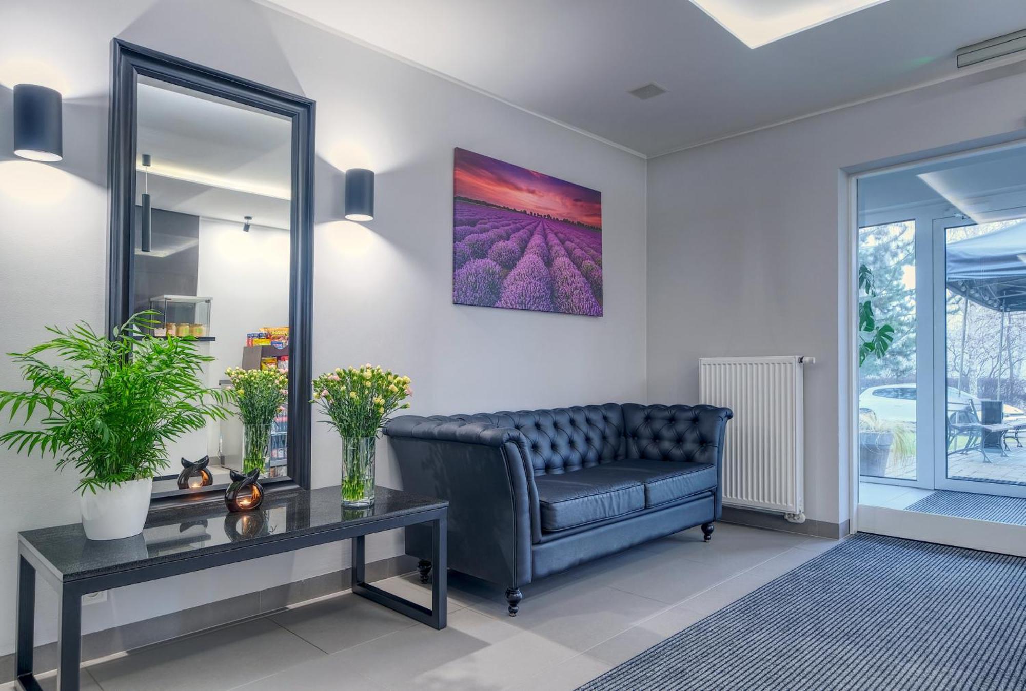 Lawendowy Dwor Bed & Breakfast Pszczółki Екстериор снимка