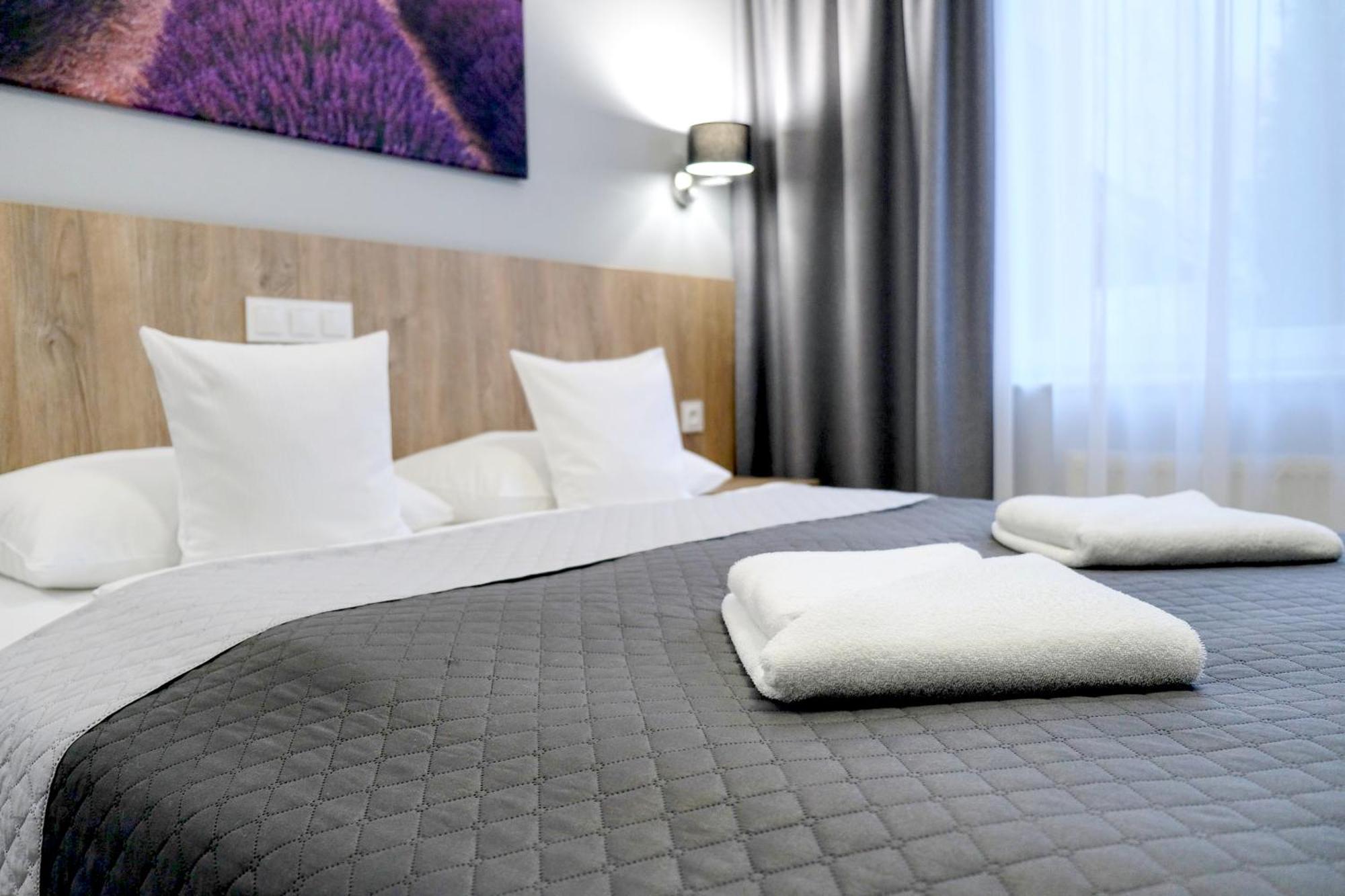 Lawendowy Dwor Bed & Breakfast Pszczółki Екстериор снимка