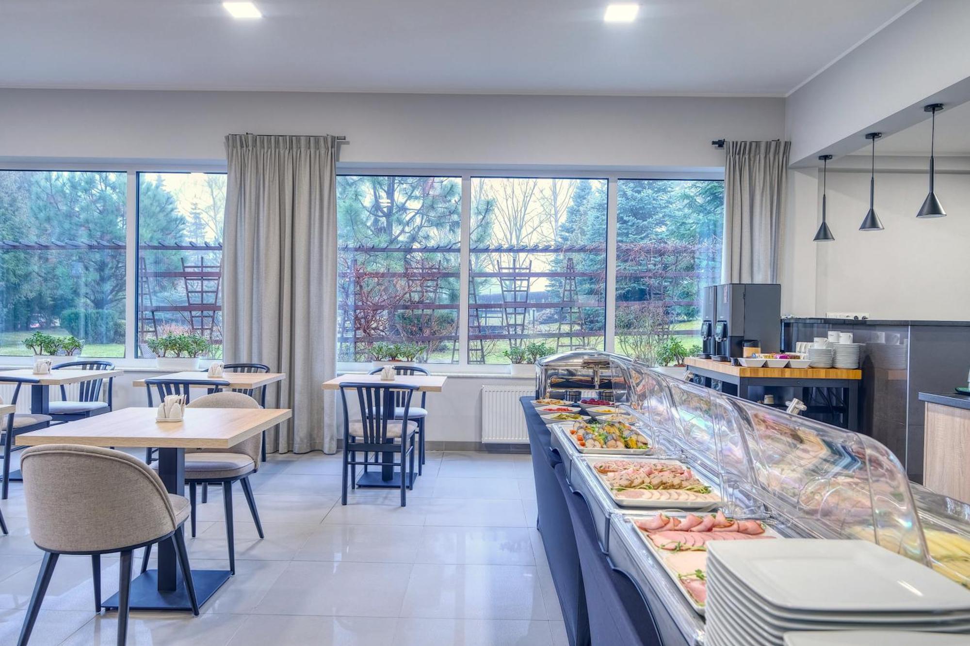 Lawendowy Dwor Bed & Breakfast Pszczółki Екстериор снимка