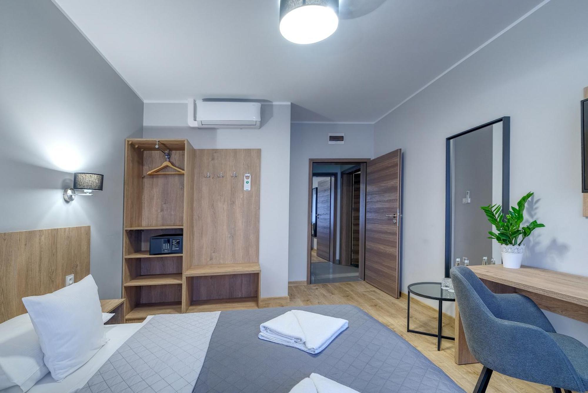 Lawendowy Dwor Bed & Breakfast Pszczółki Екстериор снимка