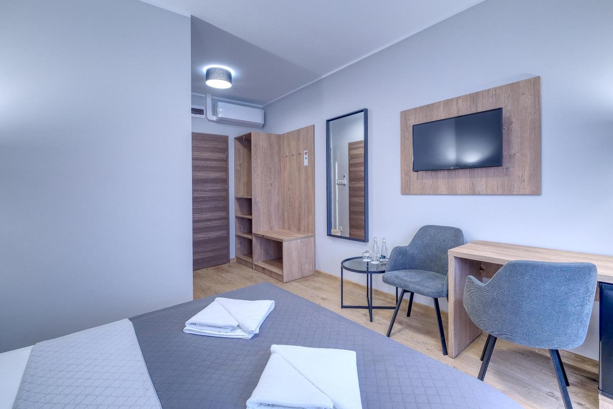 Lawendowy Dwor Bed & Breakfast Pszczółki Екстериор снимка